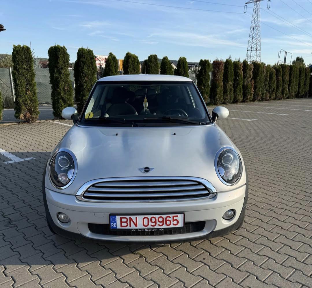 MINI 3 uși 2011 benzina de vânzare